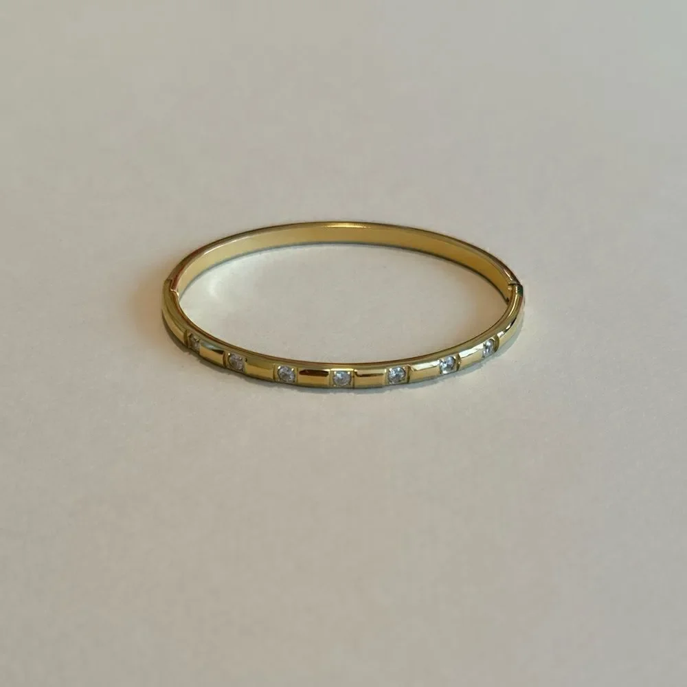 Luxury diamond bracelet M735